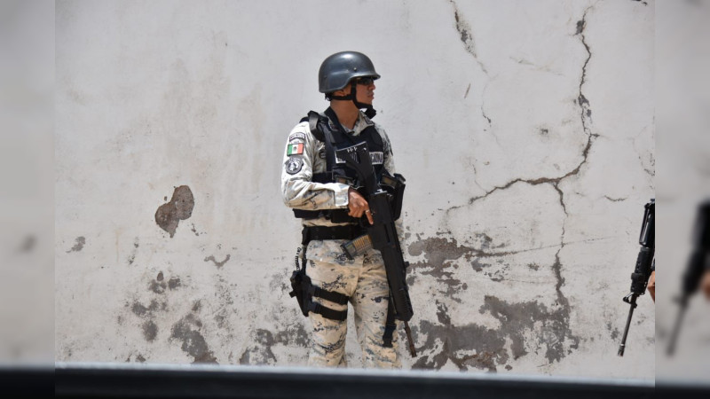 Gobernador toma el mando de las fuerzas de seguridad pública en Tuxpan, Nayarit