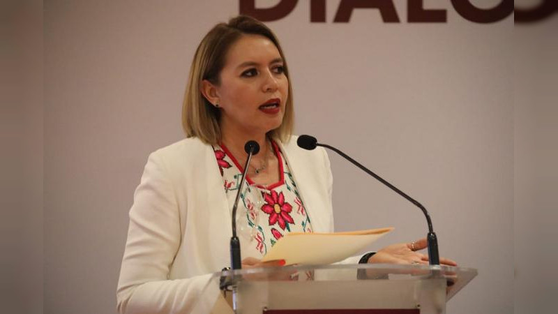 Ni uniformes, ni cuotas son obligatorios en escuelas públicas o privadas: SEE 