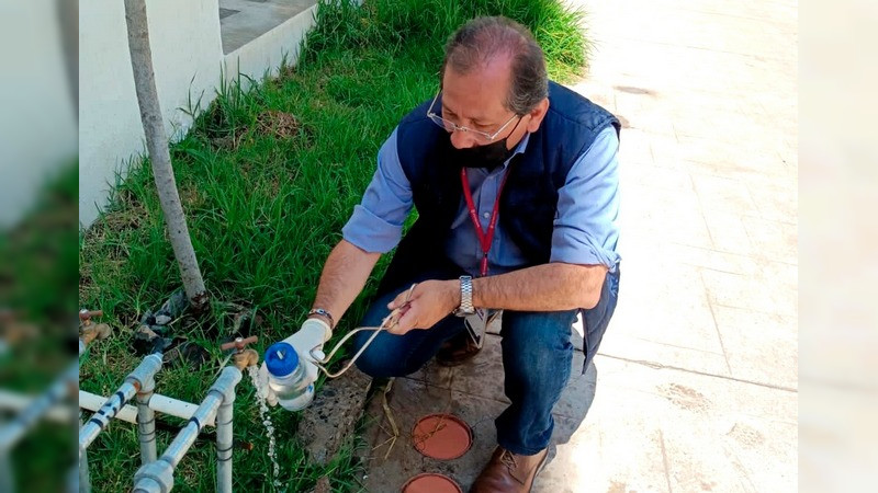 Vigila Coepris agua para consumo humano en Villas de Oriente de Morelia 