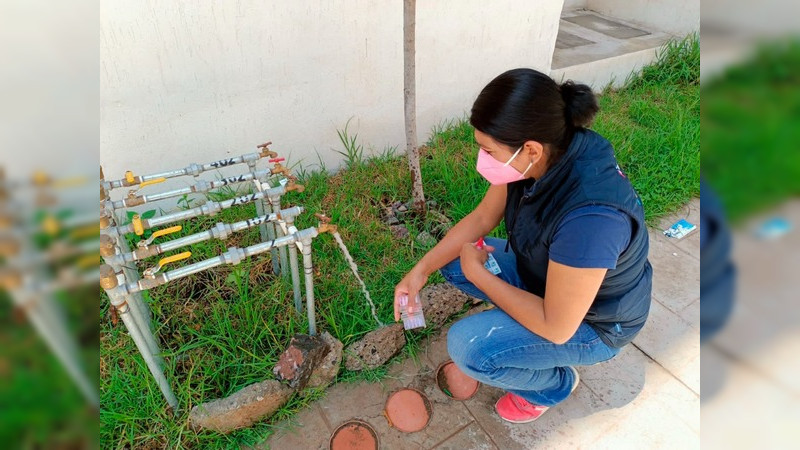 Vigila Coepris agua para consumo humano en Villas de Oriente de Morelia 