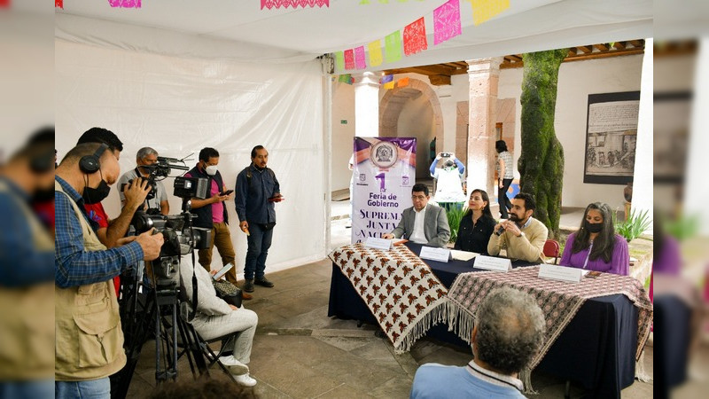 Invita Secum a la Feria de la Suprema Junta Nacional Americana