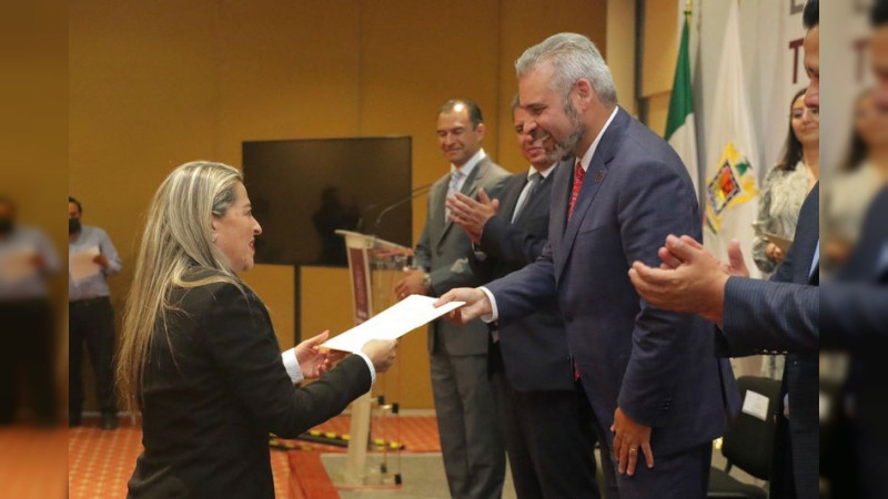 Gobierno de Michoacán realiza relevos en titularidad de notarias vacantes