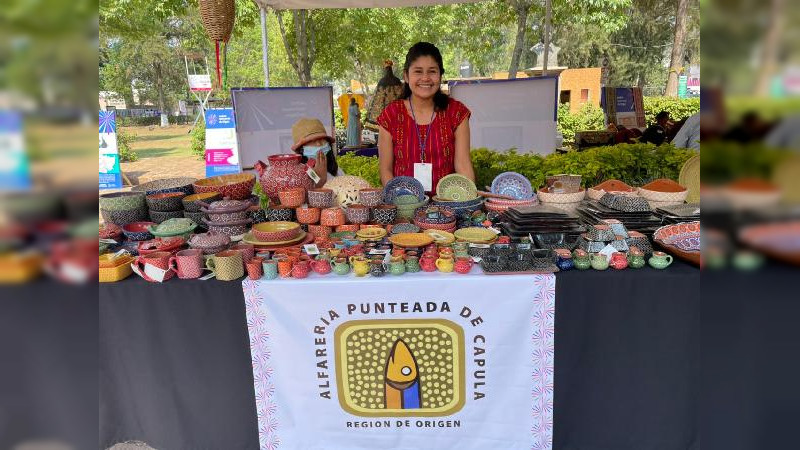 IAM fortalece comercialización de la artesanía michoacana  