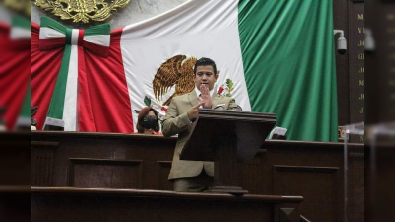 Persisten ámbitos en los que la Lengua de Señas Mexicana no es tomada en cuenta: Víctor Zurita 