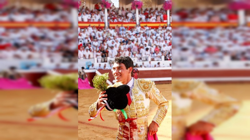 Isaac Fonseca da vuelta al ruedo con mucha fuerza como torero doctorado