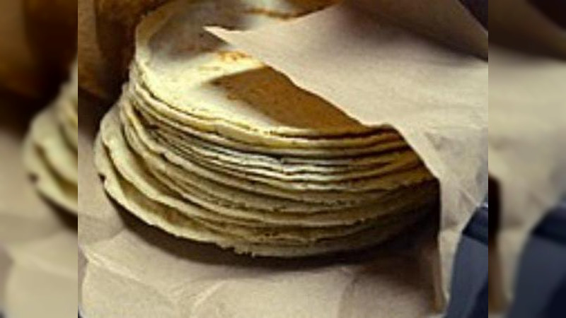 En Apatzingán el incremento a precios de productos de la canasta básica como tortillas y huevo, siguen en cascada