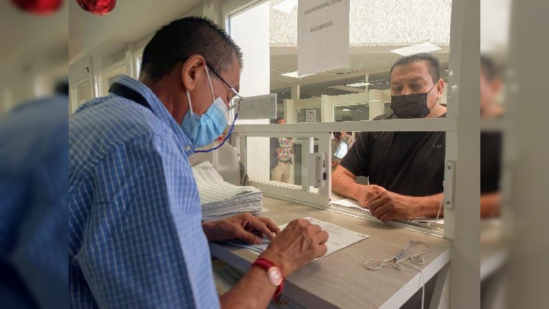 Realiza SEE pago retroactivo al magisterio michoacano