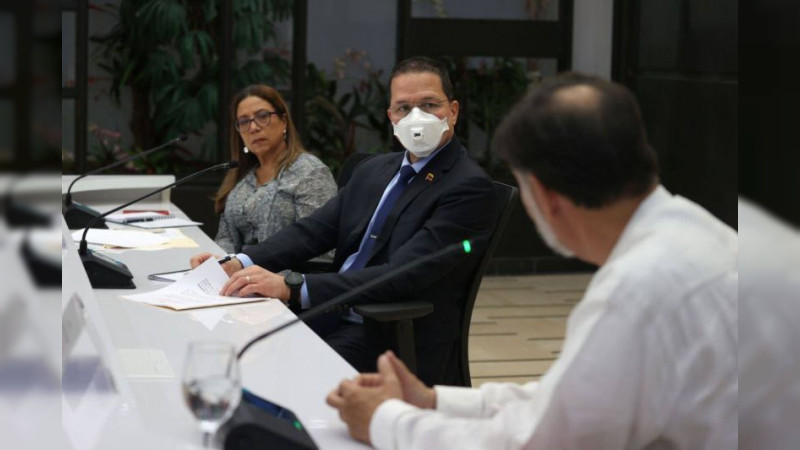 Estrechan lazos legisladores mexicanos con parlamentarios venezolanos