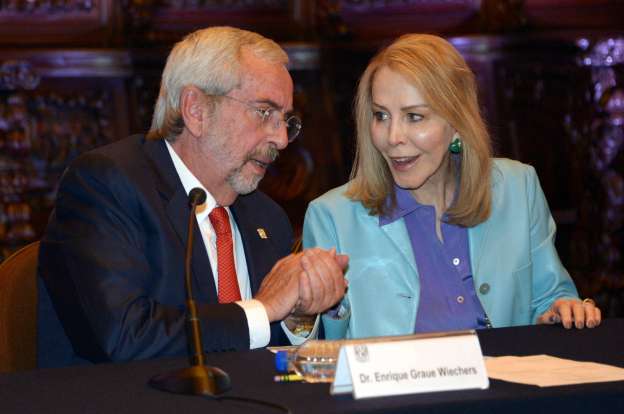Carlos Fuentes construyó un puente entre los países que comparten el español: Enrique Graue 