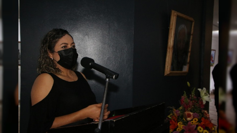 Edil de Ciudad de Hidalgo inaugura La Exposición Pictórica "Interioridades" 