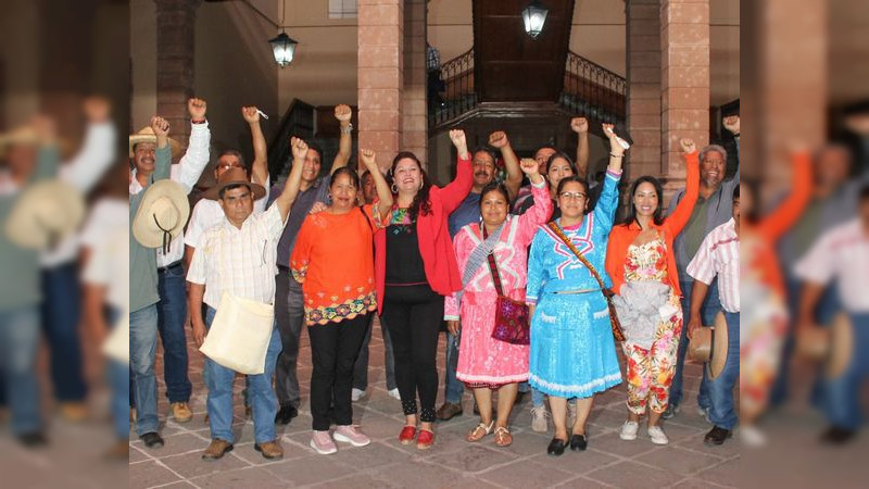 De la mano de comunidades indígenas y Gobernador, reconstruiremos legislación sobre presupuesto directo: Gaby Cázares 