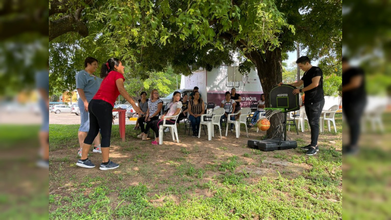  Fomentan promotores de la salud estilos de vida saludables en la Costa Michoacana
