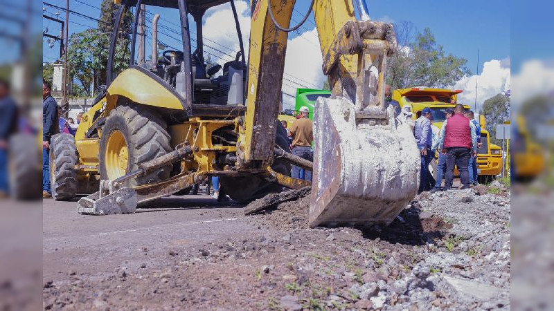 Arranca segunda etapa del Boulevard Industrial en Uruapan por 42 mdp 