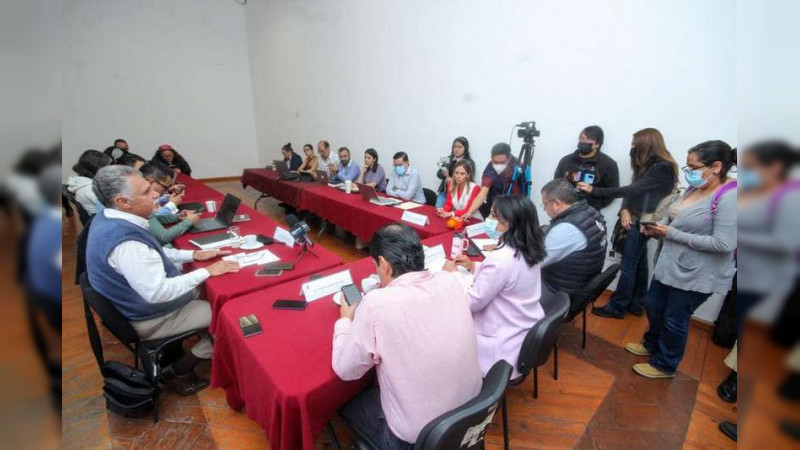 Se reúnen legisladores con titular de SCOP para revisar avances de distribuidores viales de Morelia
