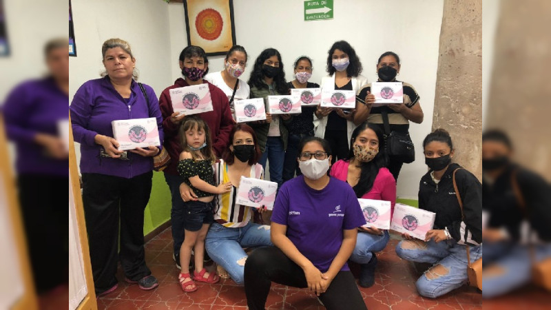 Seimujer entrega paquetes menstruales en nueve municipios de Michoacán 