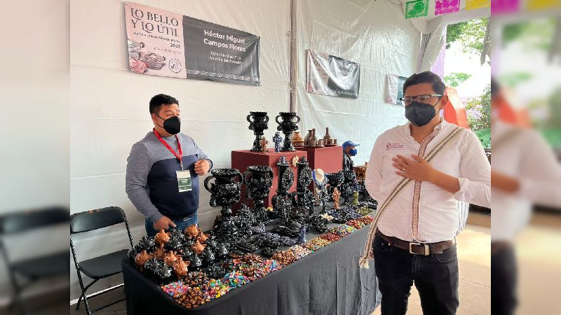 Artesanos michoacanos participan en Expoventa “Lo bello y lo útil”, en la CDMX