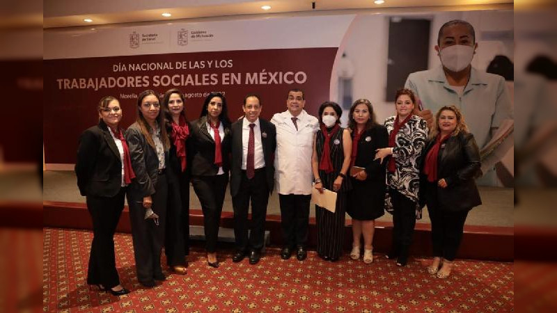 SSM reconoce a trabajadores sociales de hospitales y centros de salud 