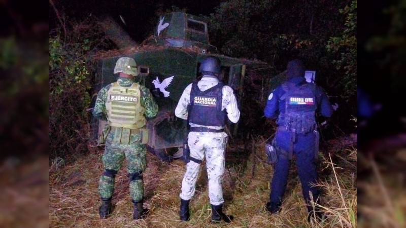 Michoacán: En cuna del cártel de Los Viagras aseguran camiones monstruo de “autodefensas”