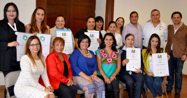 Entregan distintivos a empresas turísticas de Michoacán - Foto 0 