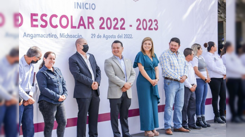 Educación, motor de la transformación de Michoacán: Torres Piña