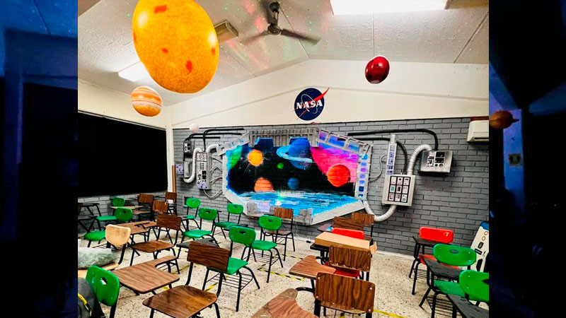 Regreso a clases se convierte en un “viaje espacial” gracias a su maestro