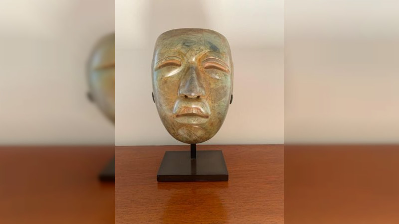 Regresa a México máscara olmeca de 3,500 años de antigüedad
