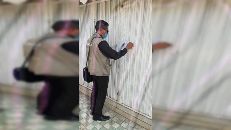 Coepris suspende farmacia en Santiago Tangamandapio por venta de medicamentos irregulares 