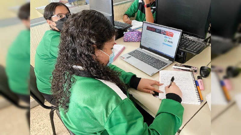 Planteles del Conalep operan al 100 por ciento