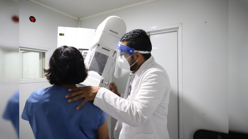 Ofrece CEAO atención gratuita a pacientes con cáncer en Michoacán