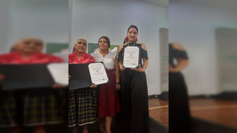 Receta de chiles capones entre finalistas de la convocatoria "¿A qué sabe la patria? 2022"