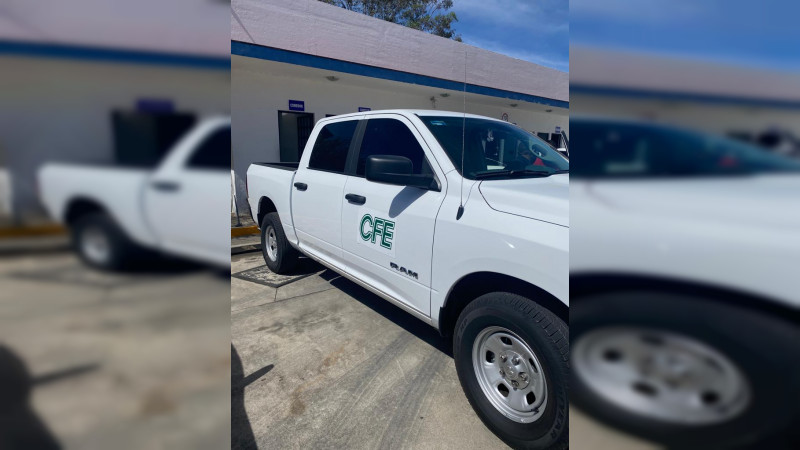 Pistoleros atacan instalaciones y a personal de la CFE en Apatzingán y Aguililla, Michoacán 