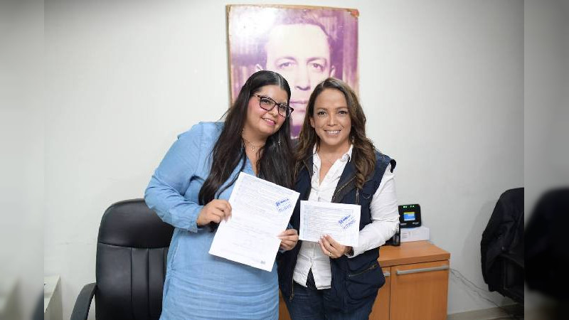  Andrea Villanueva se registra para integrar el Consejo Estatal del PAN 