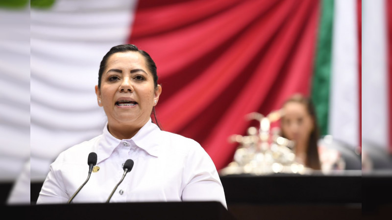 Ante la Cámara de Diputados propone Berenice Juárez, medalla al mérito ambiental en México   