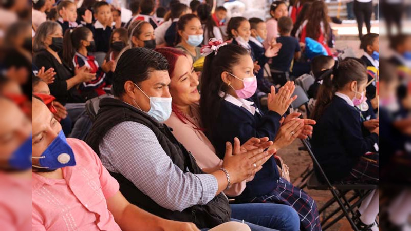 Inicia el  XIII Festival Internacional de Danza Folklórica Prof. J. Roberto García Marín”