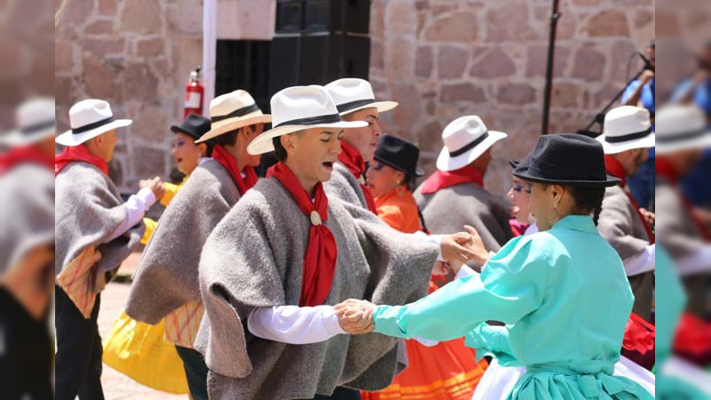 Inicia el  XIII Festival Internacional de Danza Folklórica Prof. J. Roberto García Marín”
