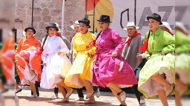 Inicia el  XIII Festival Internacional de Danza Folklórica Prof. J. Roberto García Marín”