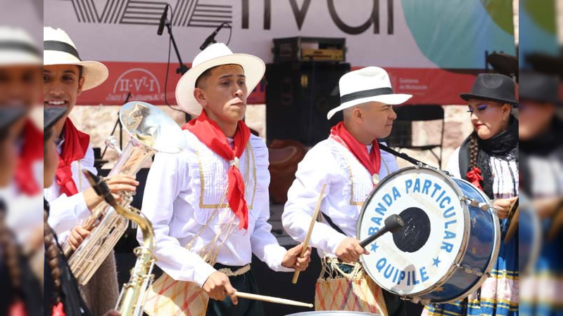 Inicia el  XIII Festival Internacional de Danza Folklórica Prof. J. Roberto García Marín”