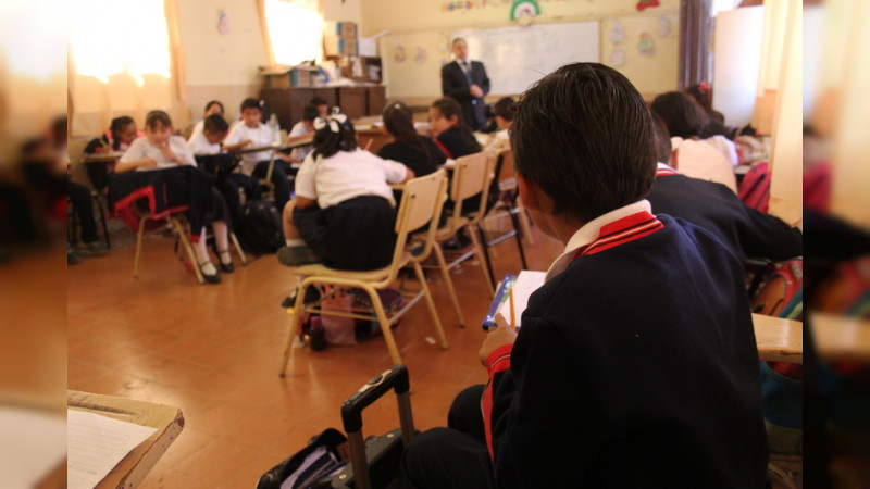 Ordena jueza restaurar el programa Escuelas de Tiempo Completo 