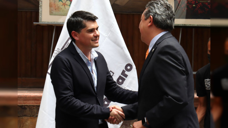 Impulsa Gobierno de Toño Ixtláhuac acceso a becas académicas en la Universidad Anáhuac  