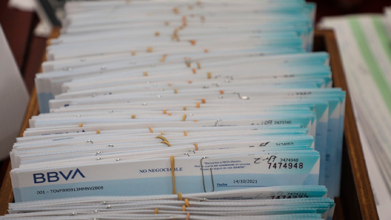 Entregados 100% de cheques a docentes: Secretaría de Educación de Michoacán 