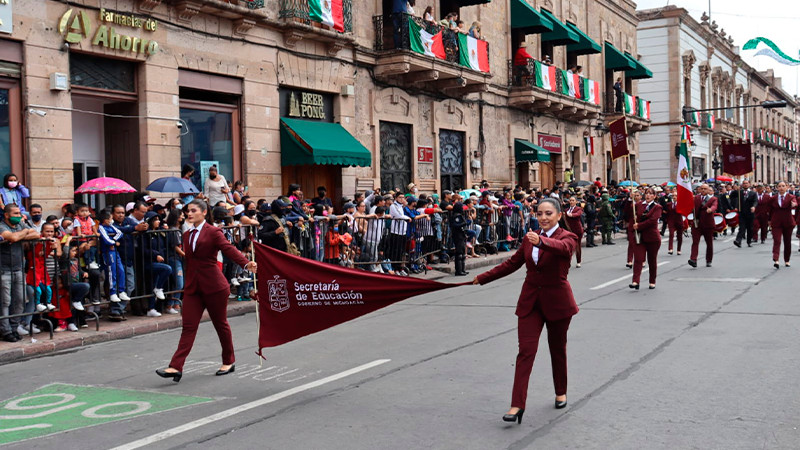 Desfile Patrio se engalana con 3 mil estudiantes: Secretaria de Educación del Estado de Michoacán 