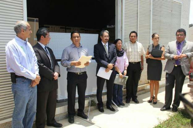Facultades e institutos de la UMSNH reciben equipamiento para manejo de residuos en sus laboratorios - Foto 1 