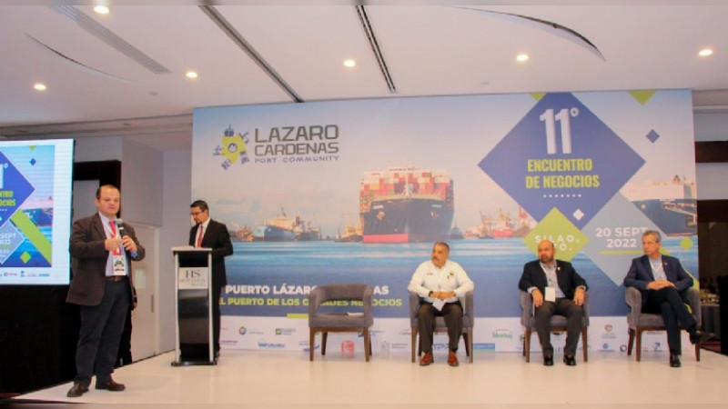  Sedeco y la Asipona Lázaro Cárdenas promueven el puerto ante empresarios de comercio exterior