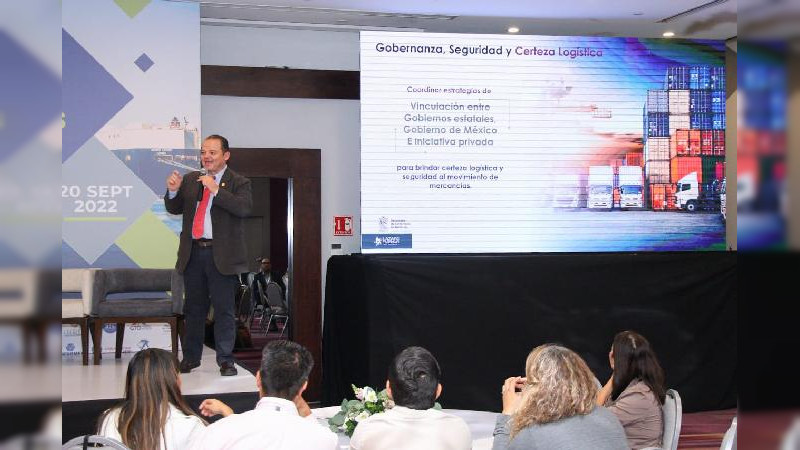  Sedeco y la Asipona Lázaro Cárdenas promueven el puerto ante empresarios de comercio exterior