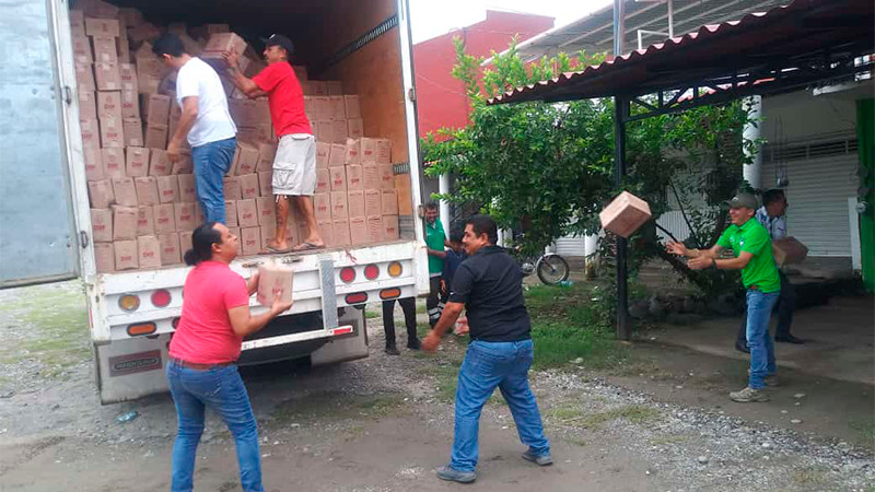 DIF entrega apoyos a los municipios de afectados por el sismo  