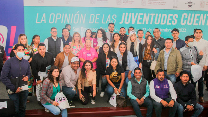 Realizan tercer foro de consulta juvenil ¡Jalo! a Transformar Michoacán
