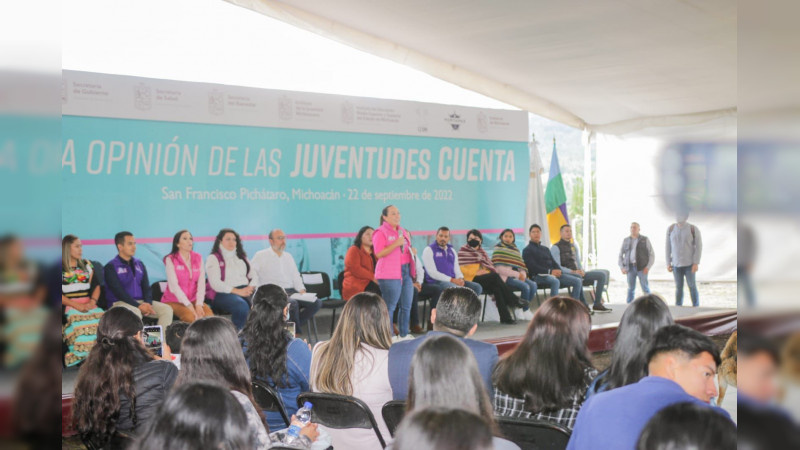 Realizan tercer foro de consulta juvenil ¡Jalo! a Transformar Michoacán