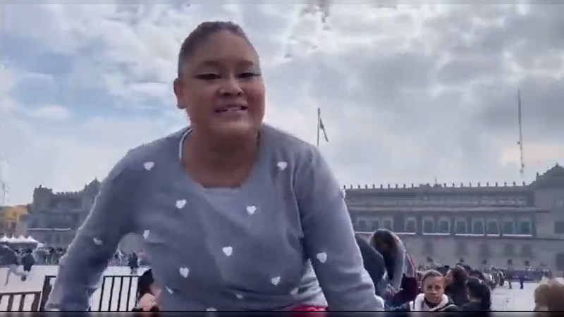 Fans de Grupo Firme burlan seguridad del Zócalo y se plantan en primera fila