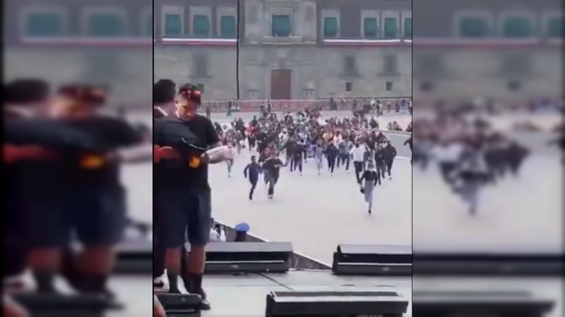 Fans de Grupo Firme burlan seguridad del Zócalo y se plantan en primera fila