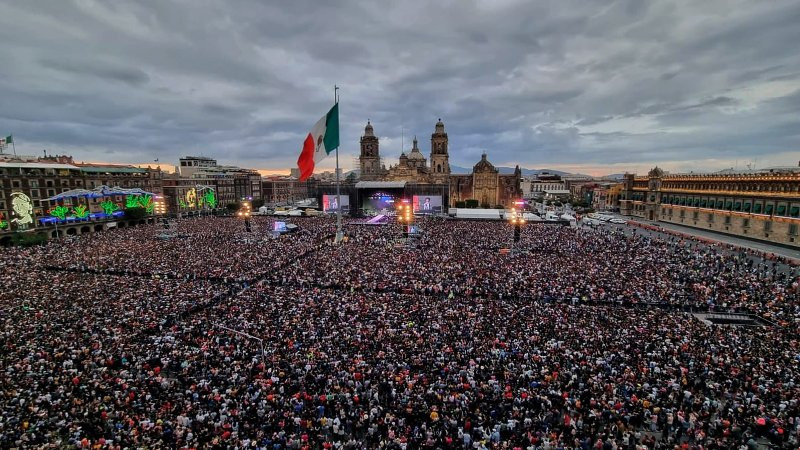 Grupo Firme convoca a 150 mil personas en el Zócalo de la CDMX 